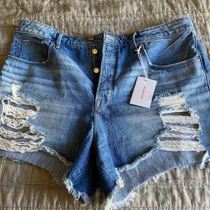 Good American shorts